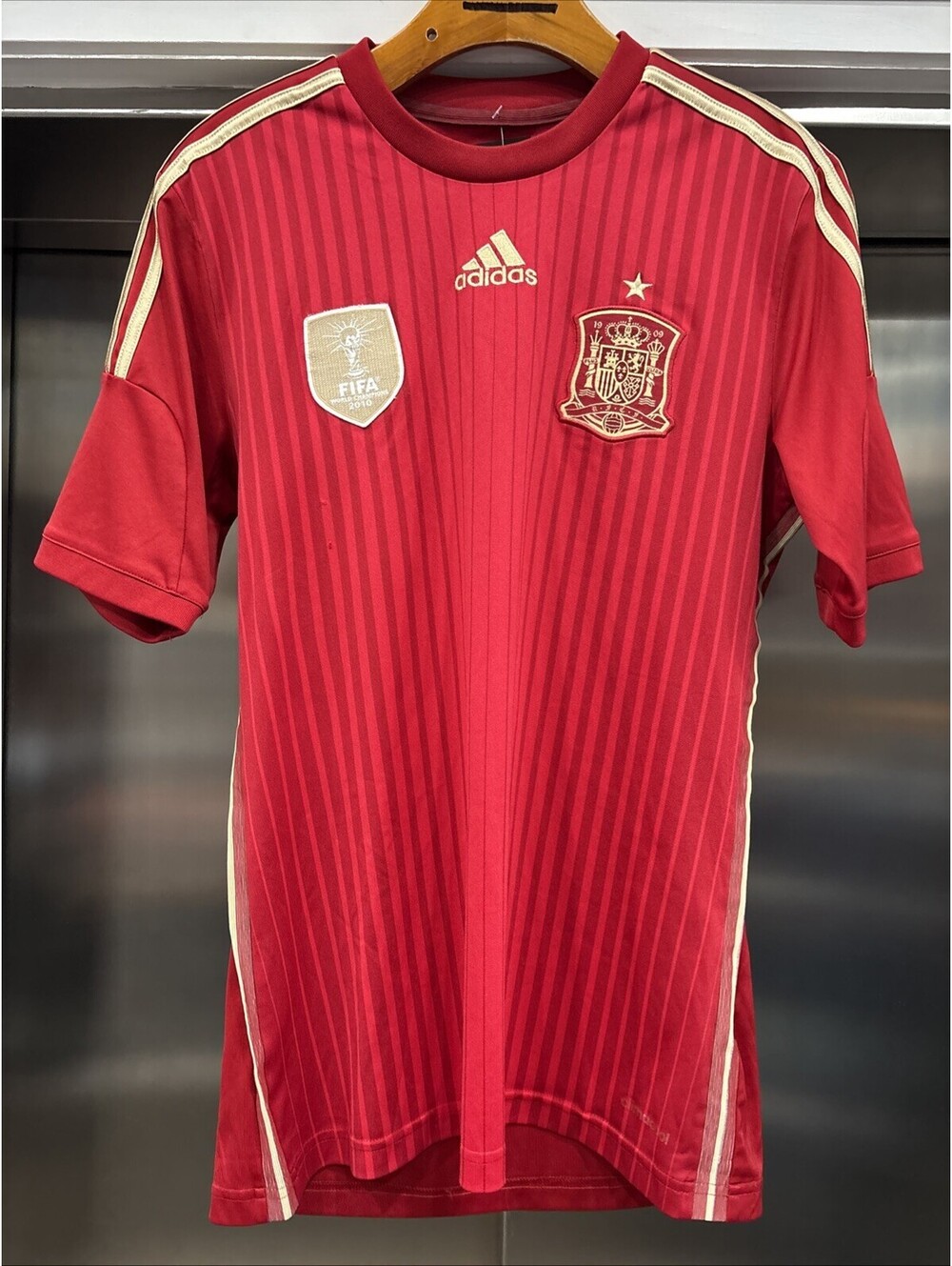 Adidas Spain Soccer Jersey World Cup FIFA Champions 2010